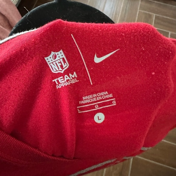 Nike Red‎ SF Logo T-Shirt - Picture 4 of 4
